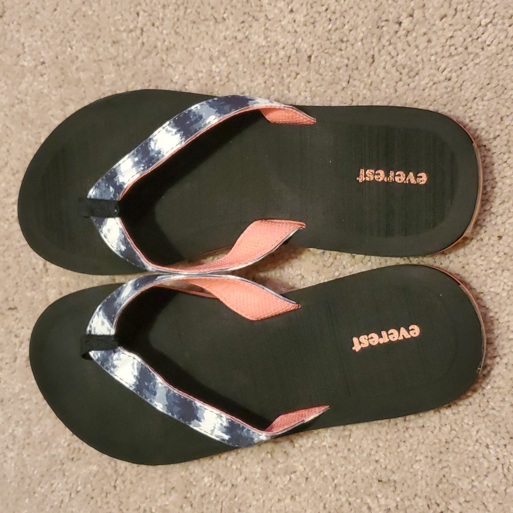 Women's Everest Flip Flops With Blue and White Straps Size 9